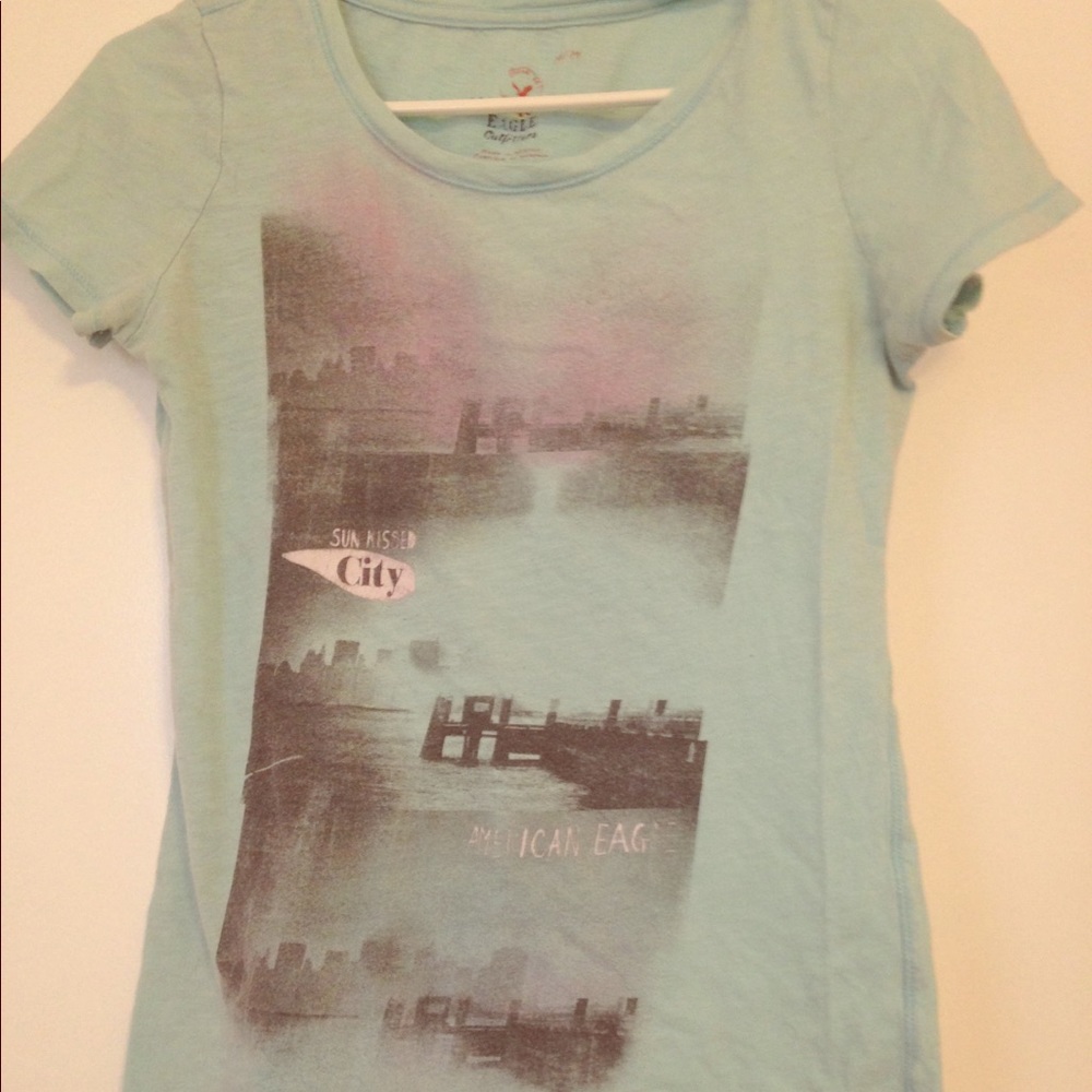 Sun kissed city t shirt by American Eagle